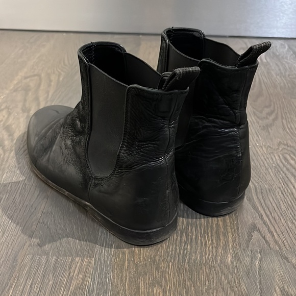The Last Conspiracy Chelsea Boots - Picture 3 of 7